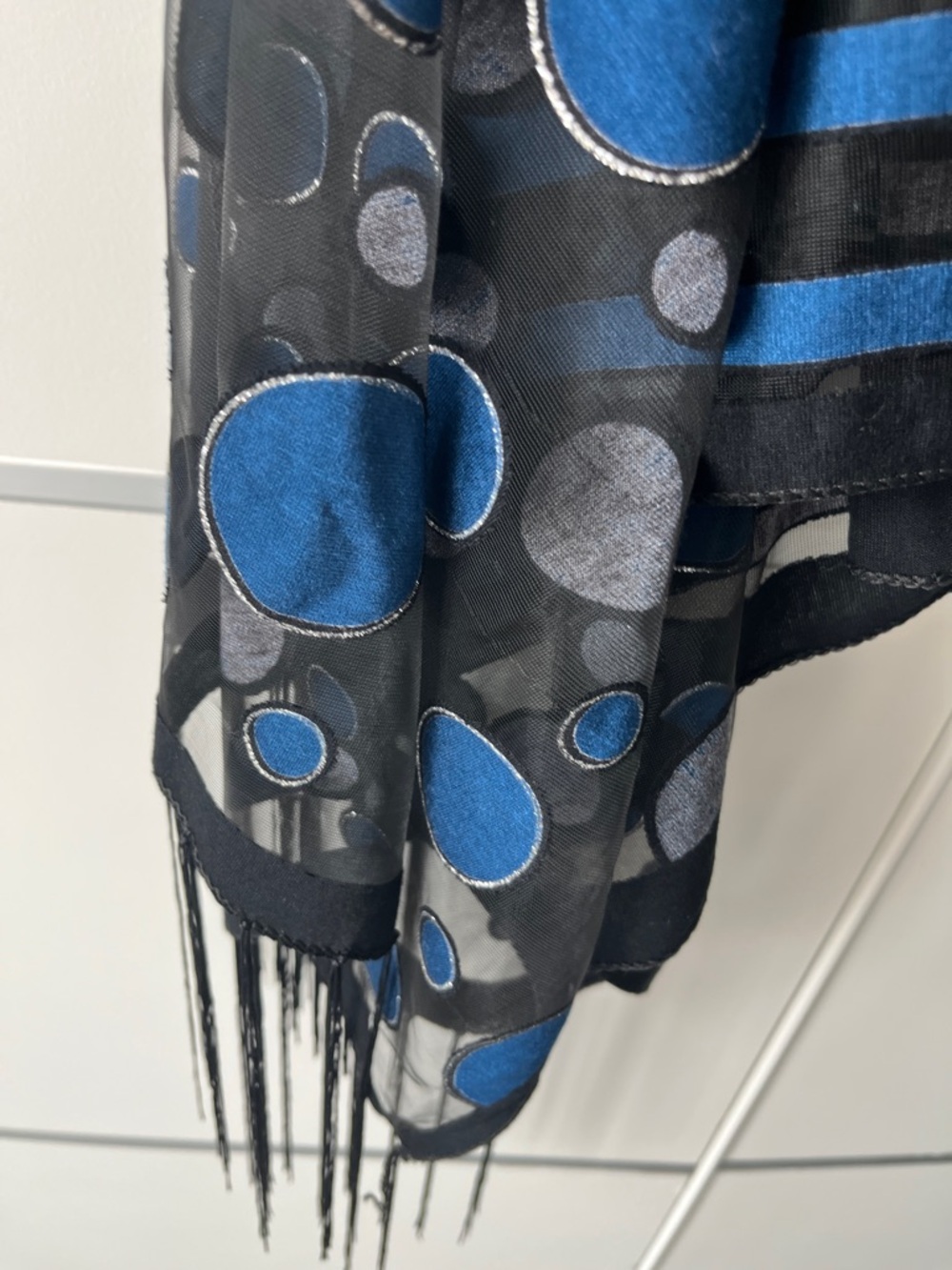 “7 Way Scarf” - Picture 4 of 9